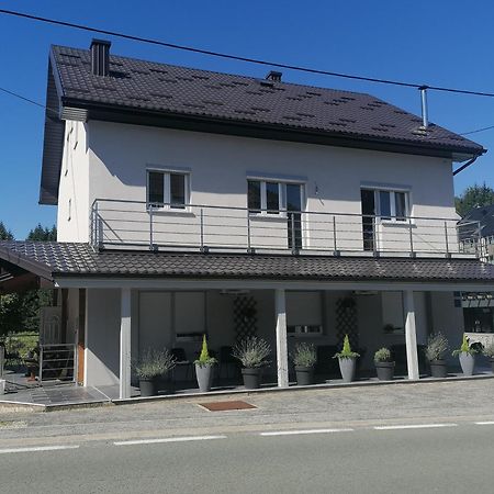 Guest House Mylan Licko Petrovo Selo المظهر الخارجي الصورة