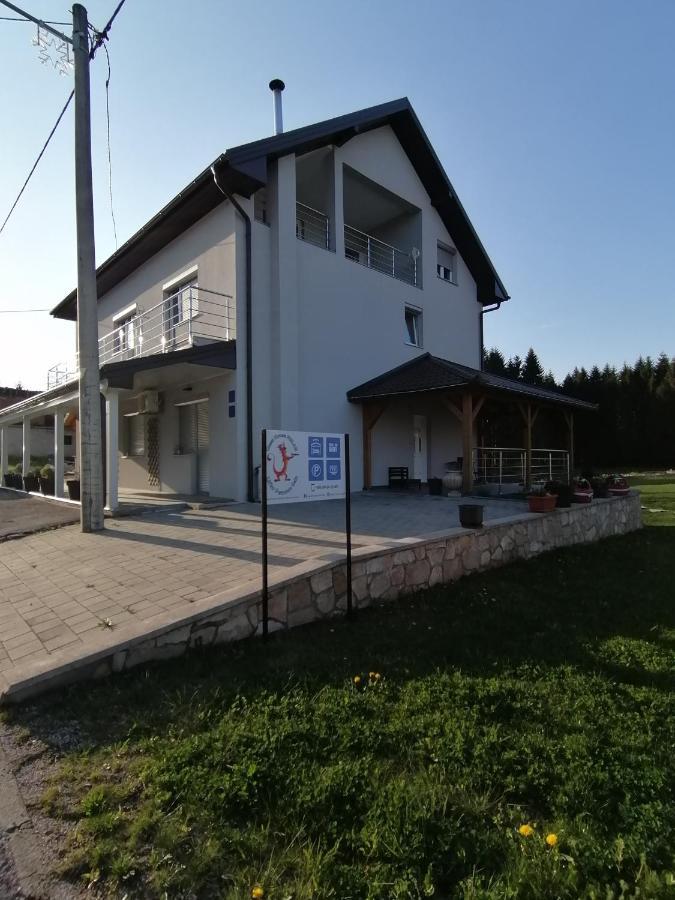 Guest House Mylan Licko Petrovo Selo المظهر الخارجي الصورة